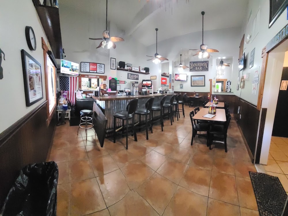 Nena’s Wings & Things