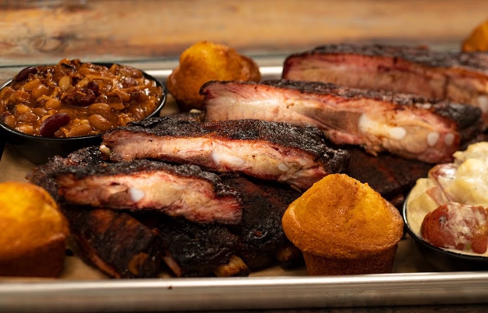 Ellie Lou's Brews & BBQ